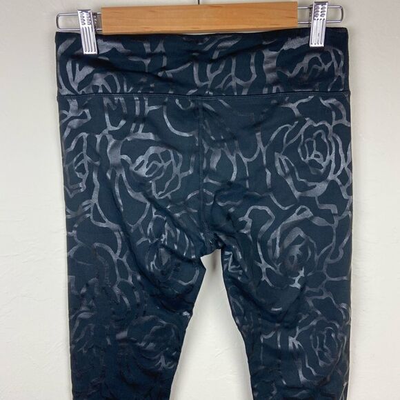 Fabletics Salar Leggings - Printed Veins - Picture 6 of 7